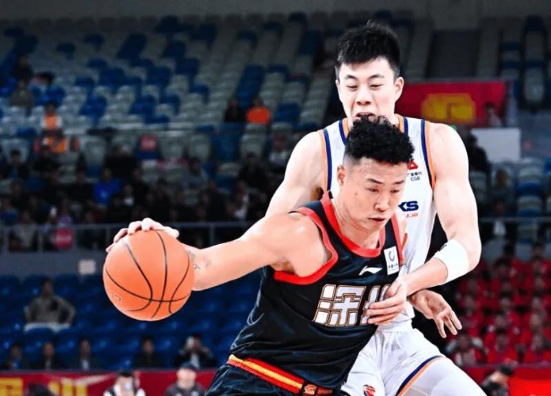 开云娱乐app安全登录-CBA奖项4人双丰收！深圳2将成赢家，徐昕与庞峥麟打出身价！
